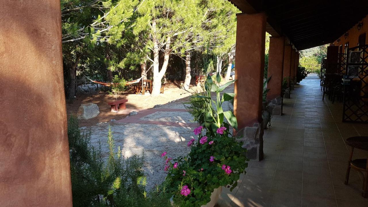 Agriturismo La Barca In Secca Olmedo Kültér fotó