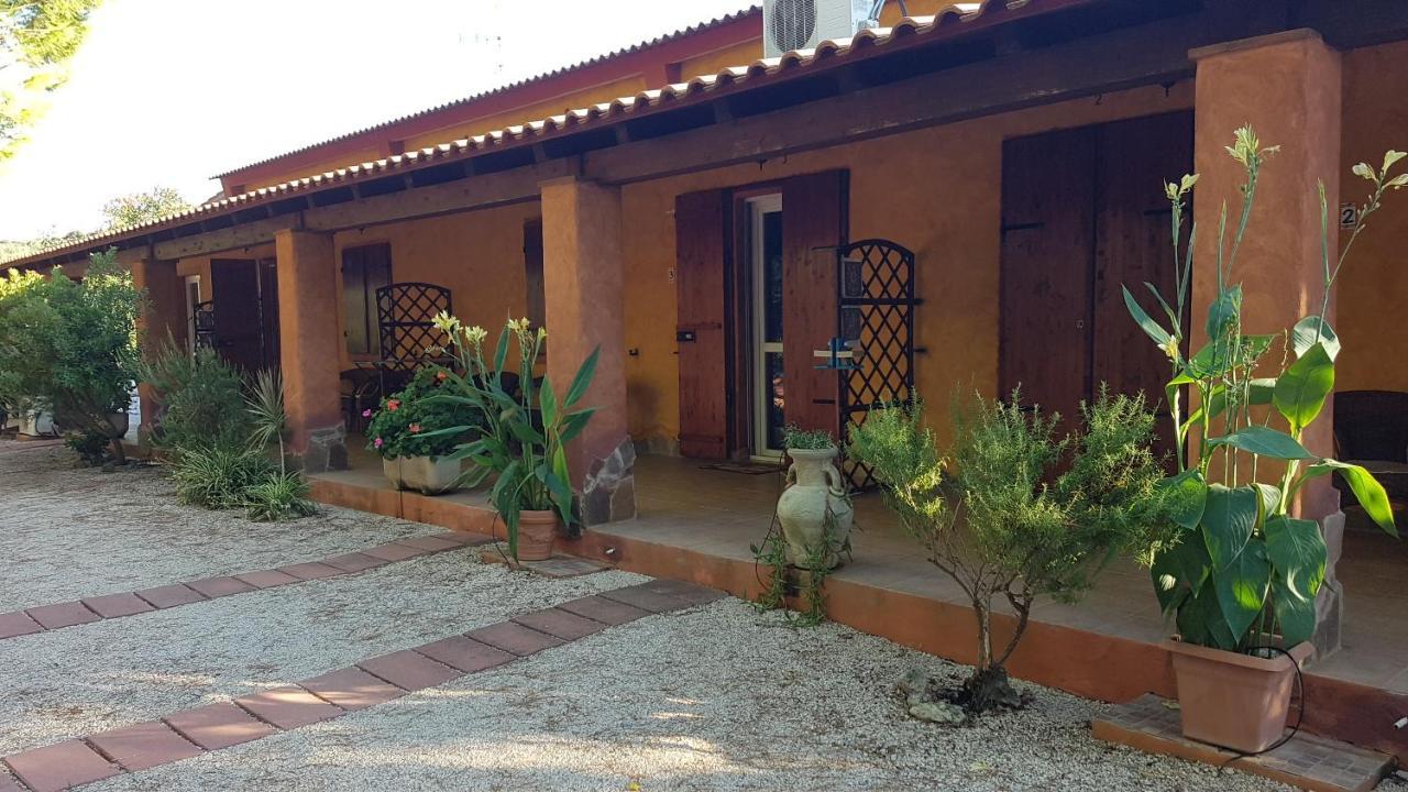 Agriturismo La Barca In Secca Olmedo Kültér fotó