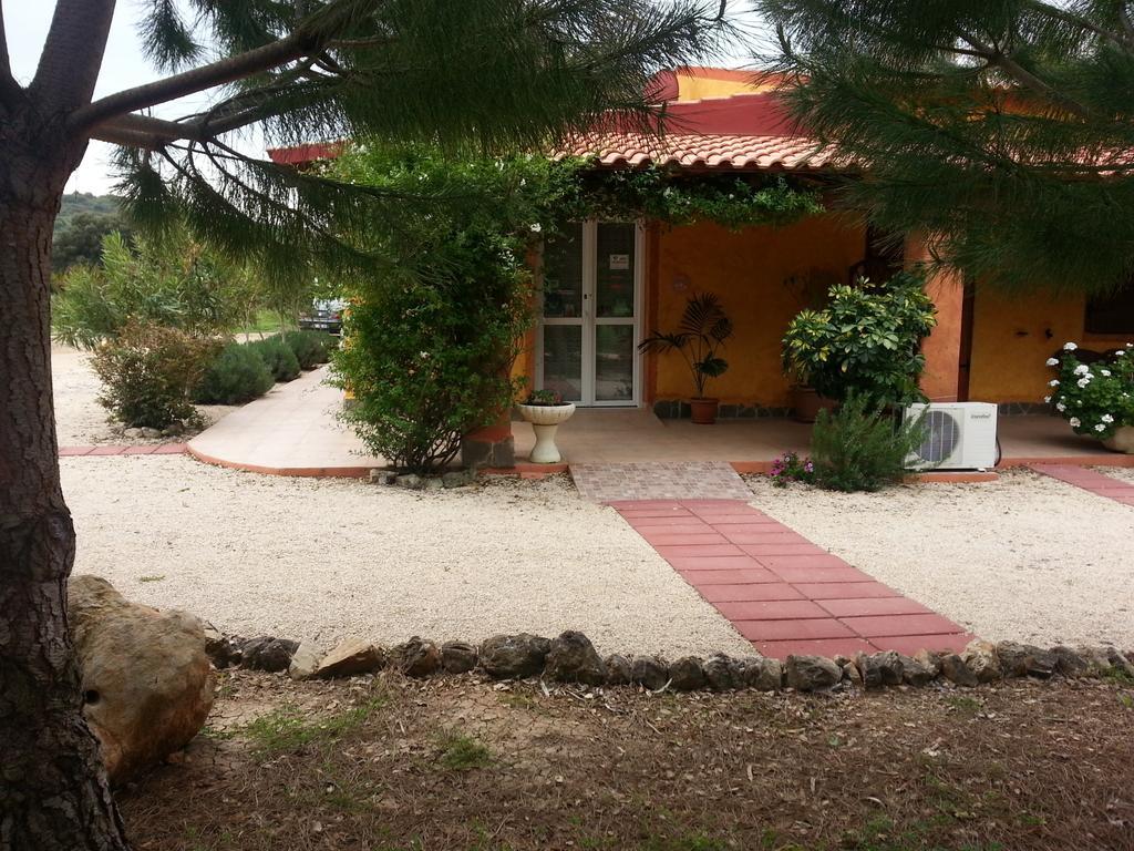 Agriturismo La Barca In Secca Olmedo Kültér fotó