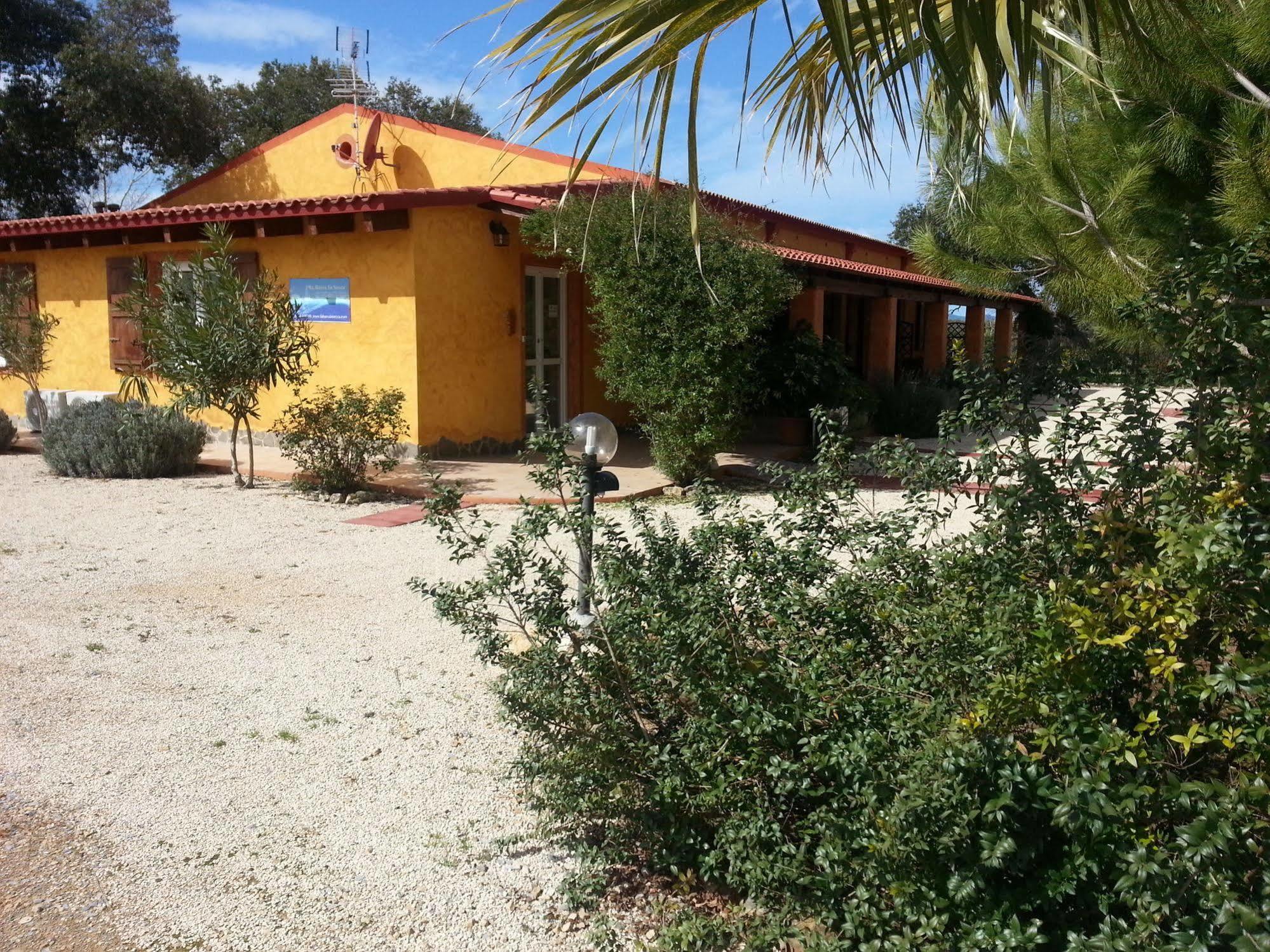 Agriturismo La Barca In Secca Olmedo Kültér fotó