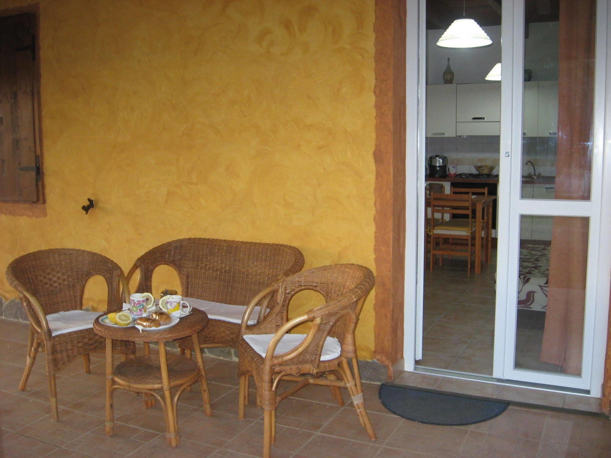 Agriturismo La Barca In Secca Olmedo Kültér fotó